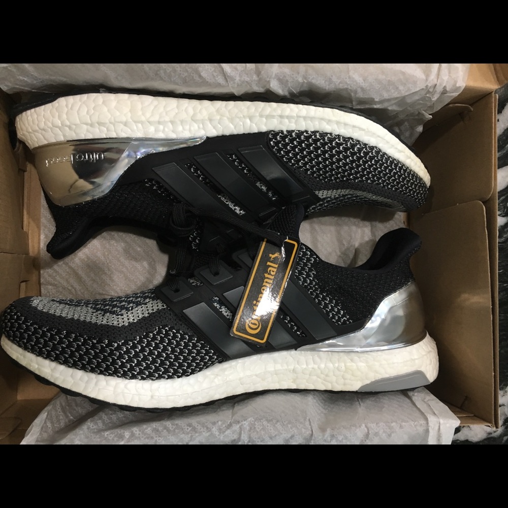 Adidas Ultra Boost Silver Medal 3.0 Size 13